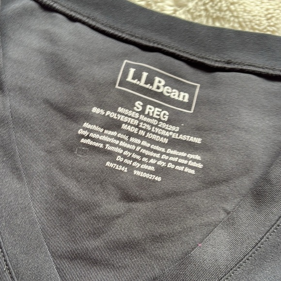 L.L. Bean Black Short Sleeve Dress | Size Small | Casual Work Travel Essential - Picture 3 of 5